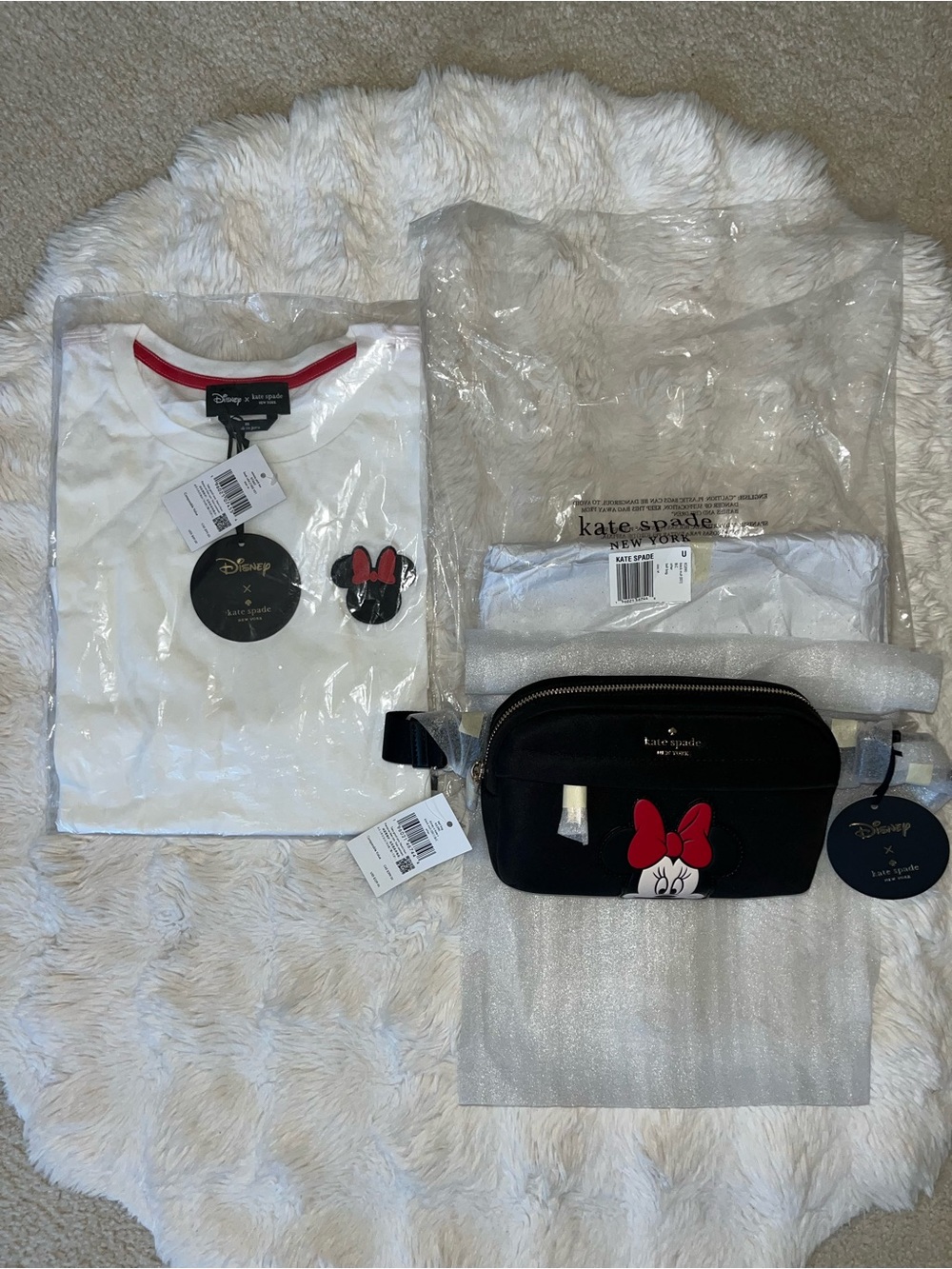 ✨NWT Kate Spade x Disney Minnie Mouse Patch Tee (M) & Crossbody/Belt Bag Set 🎀